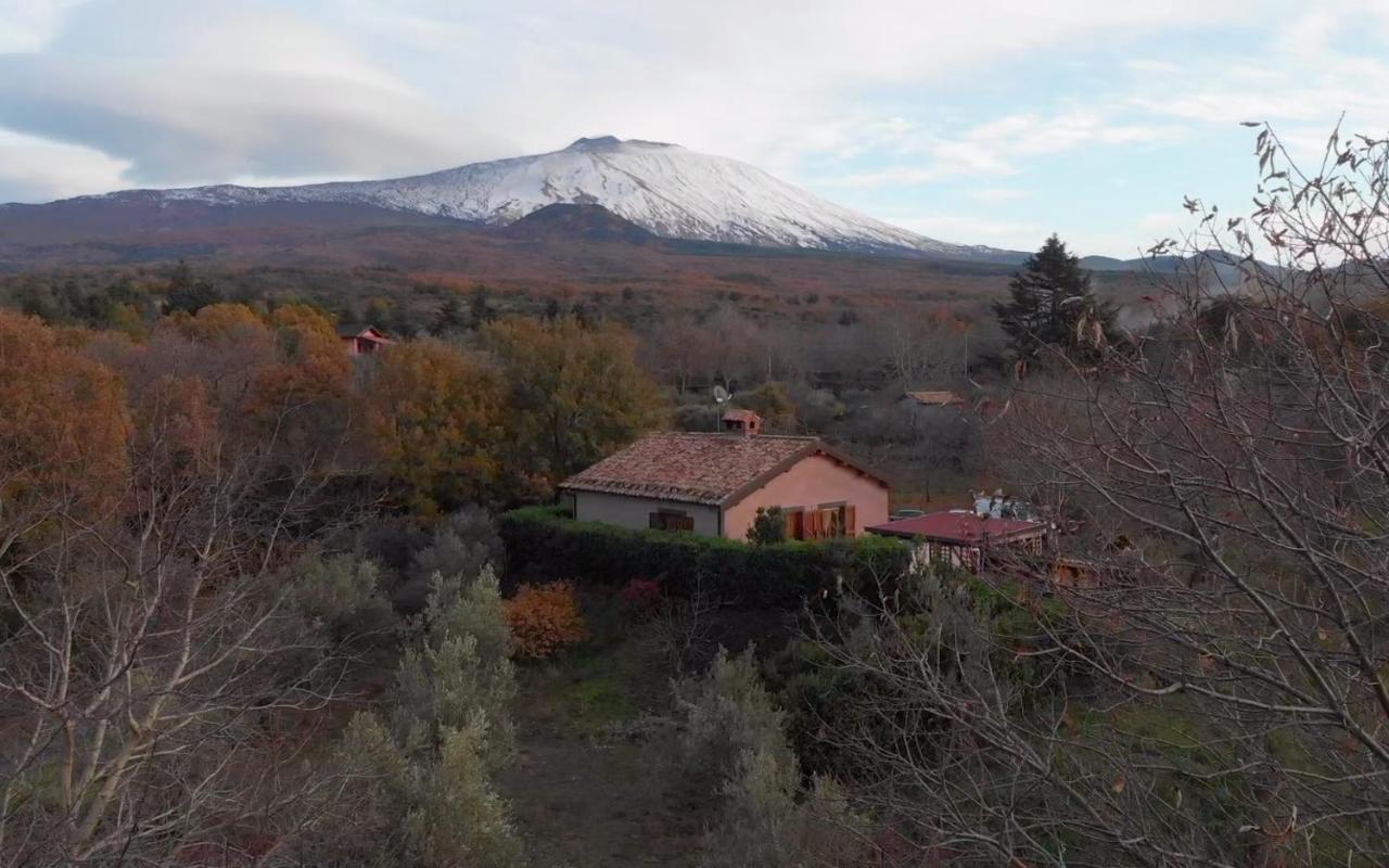 Mount Etna Chalet Maletto エクステリア 写真